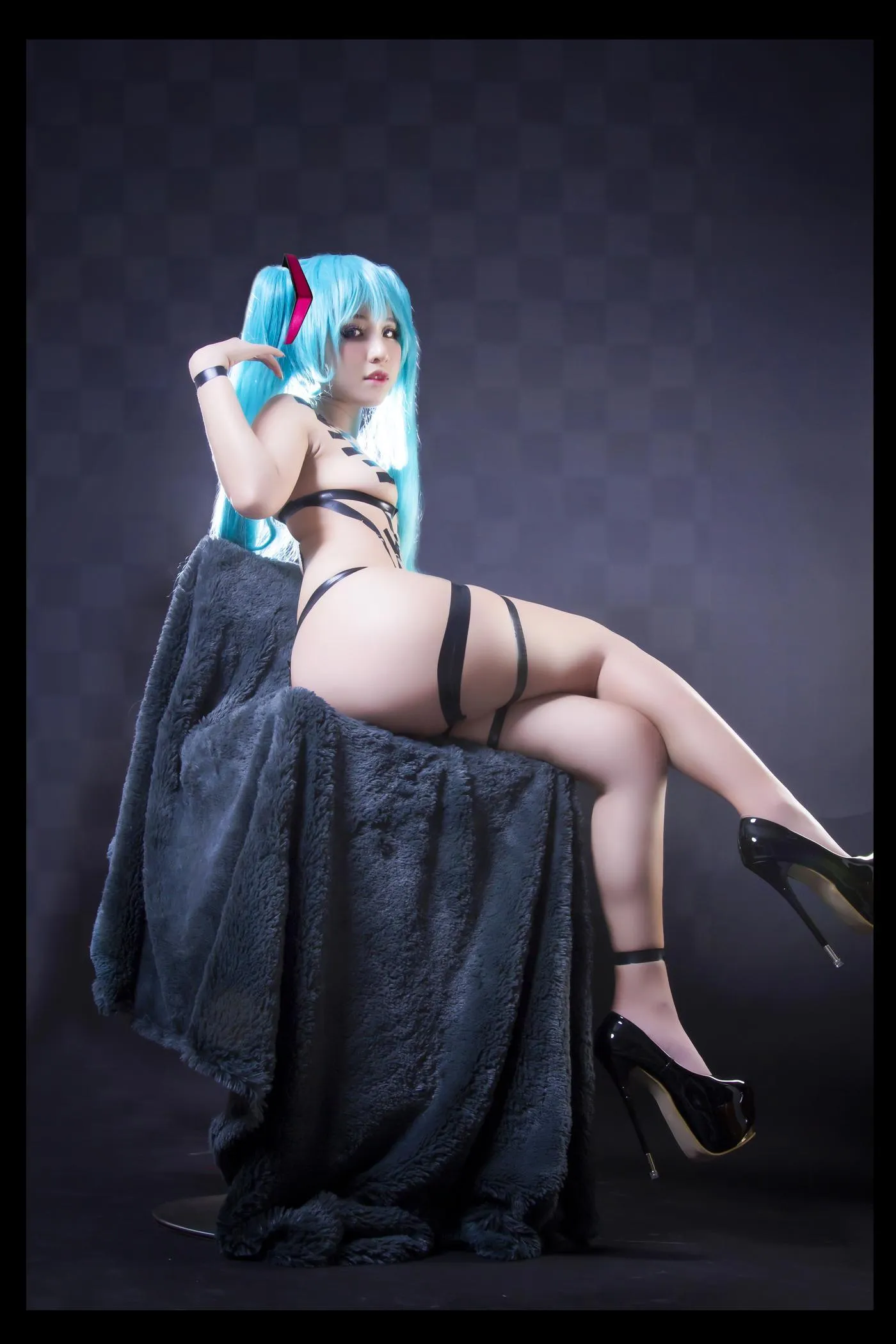 Chono Black – NO.11 Hatsune Miku x Black Tape Project [12P]插图6